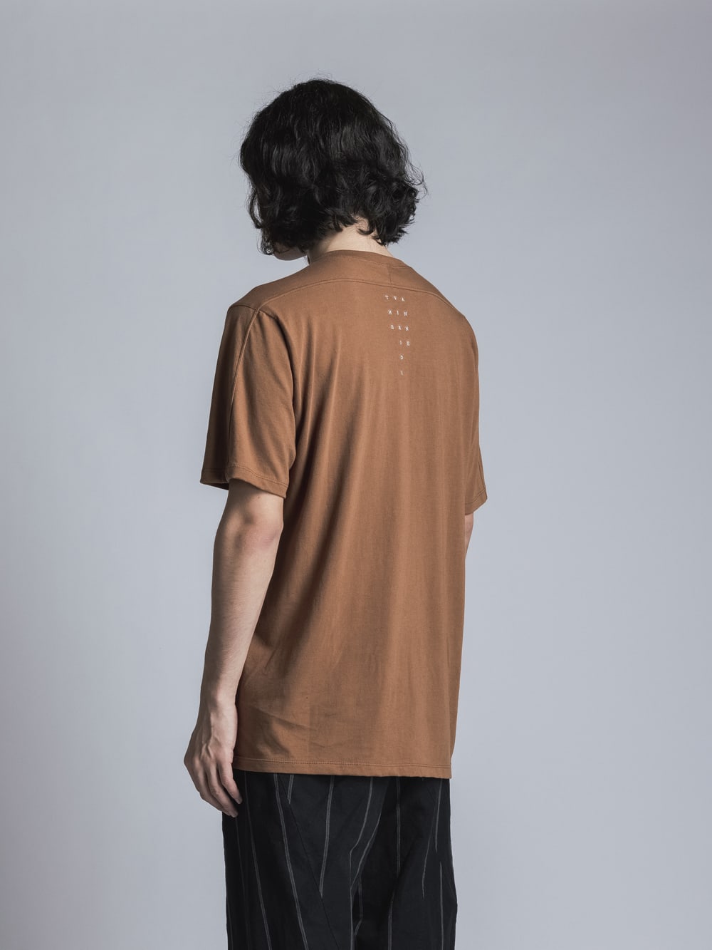 Jersey Stitch Embroidered T-shirt  Brown