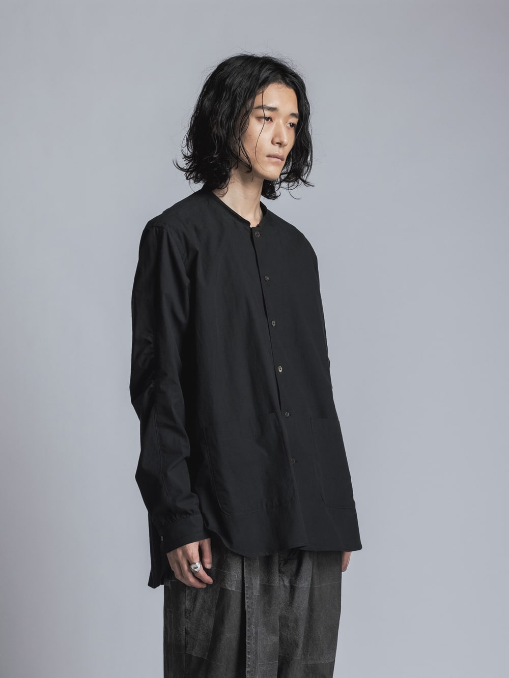 Typewriter Band Collar Shirt  Black