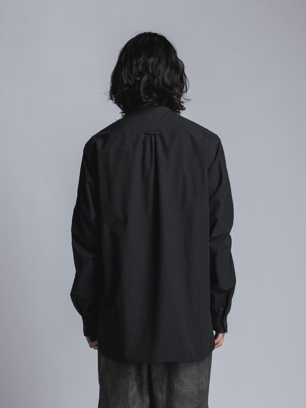 Typewriter Band Collar Shirt  Black