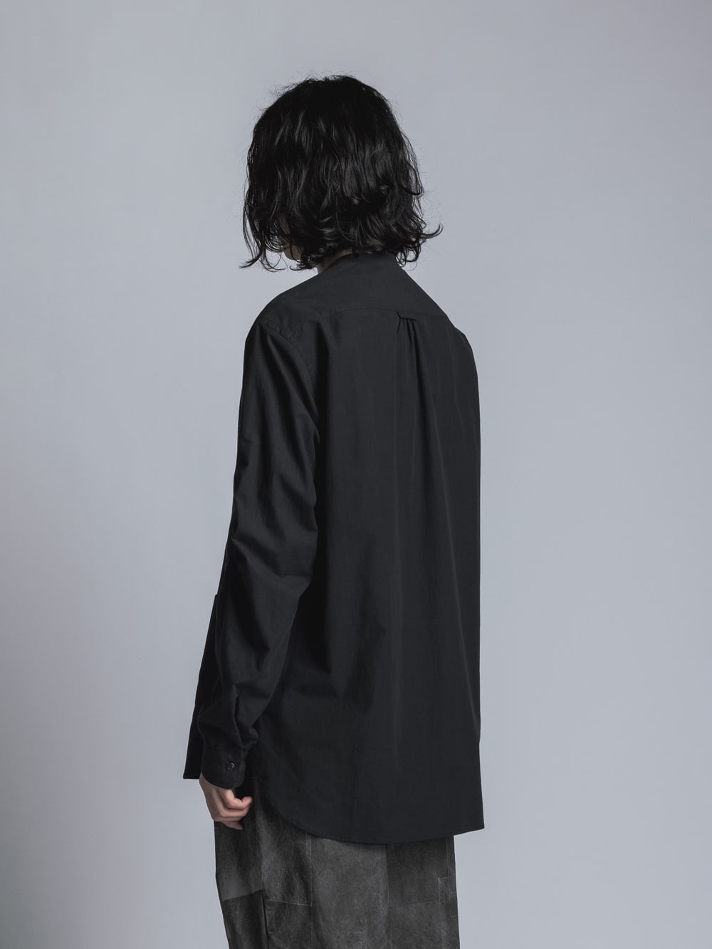 Typewriter Band Collar Shirt  Black