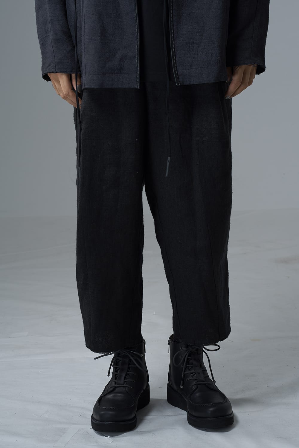 Baggy cropped pants silk linen crazy check  Black