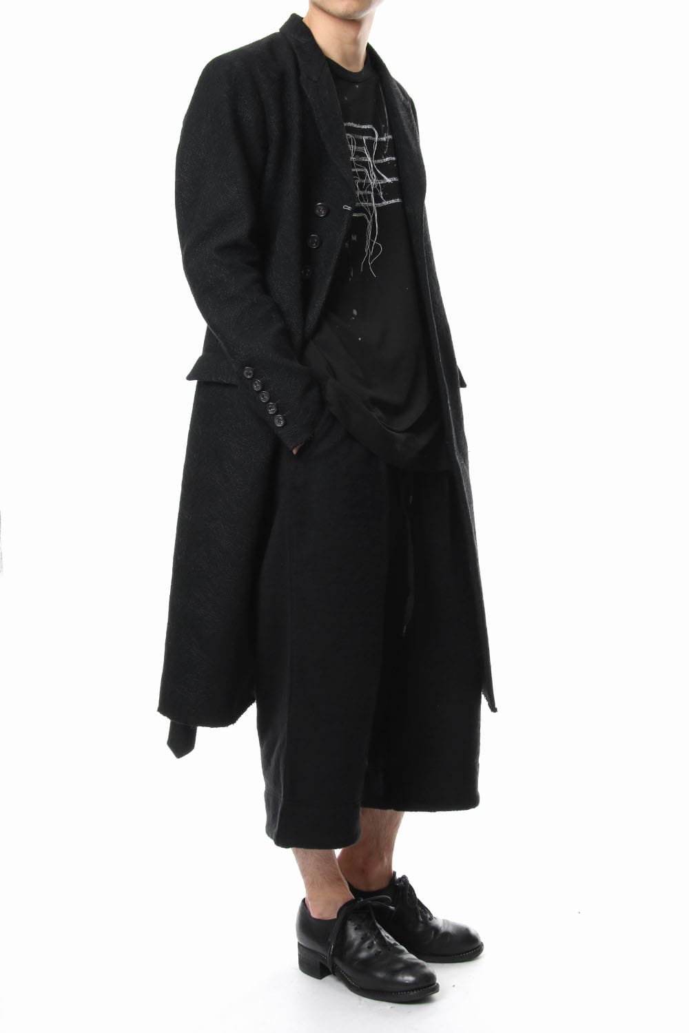 Embroidery joining chester coat