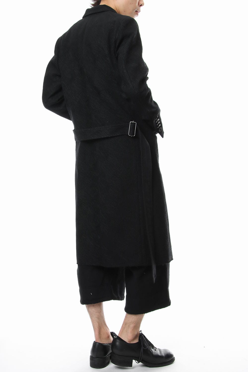 Embroidery joining chester coat