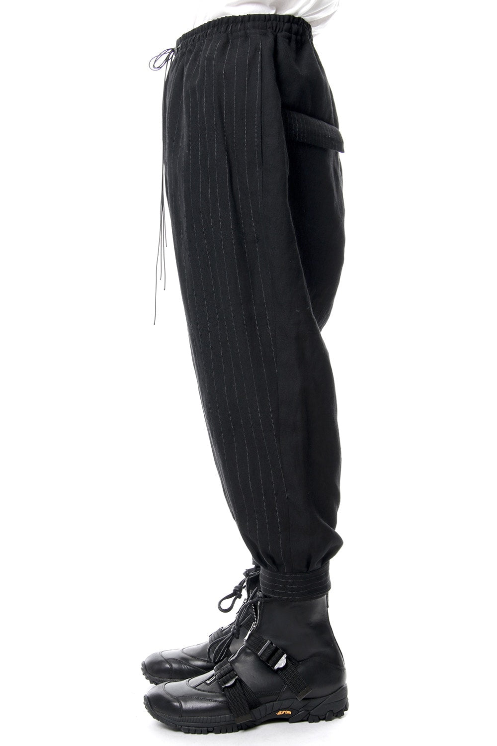 Random stripe cropped pants