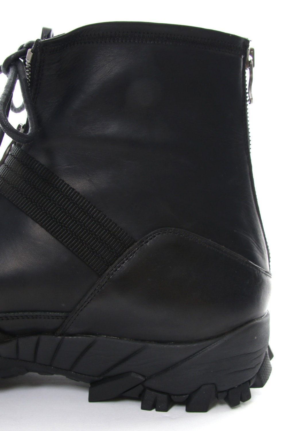 Stretch leather layered boots