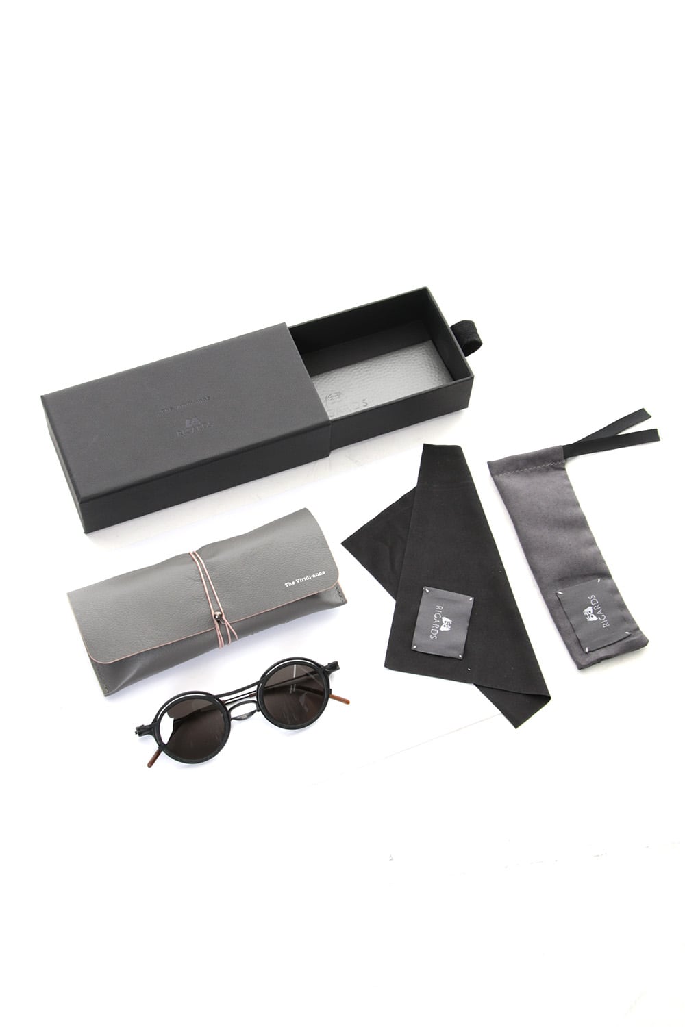 RIGARDS collaboration sunglasses - Black / Black