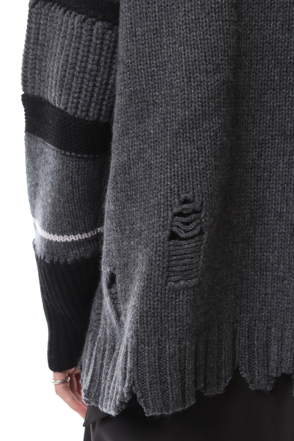 Sleeve Border Wool Cashmere Sweater