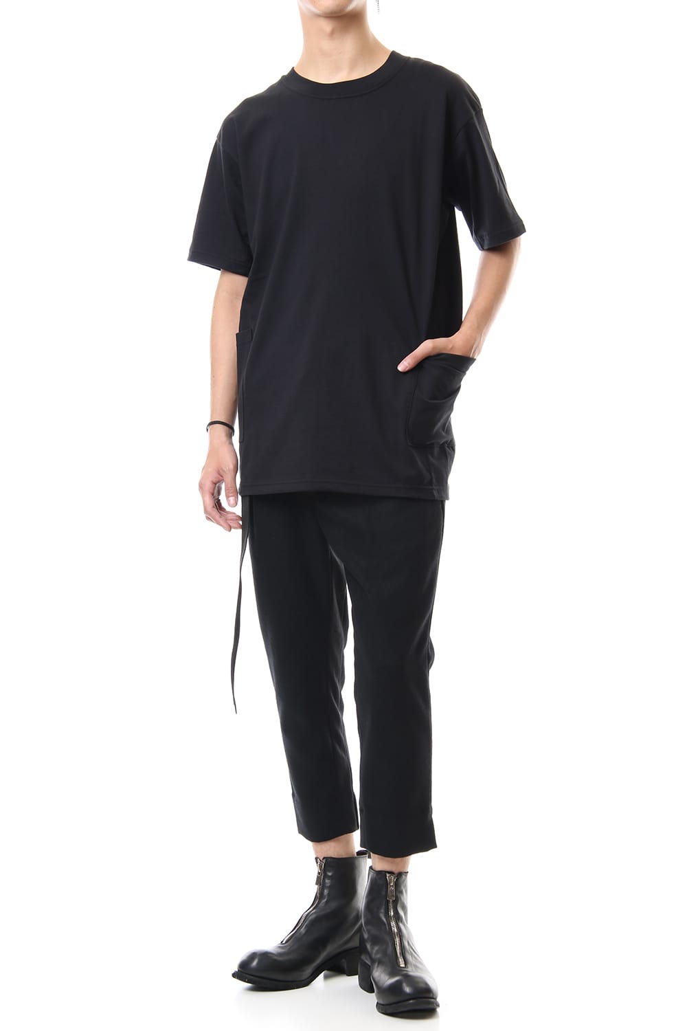 Side Pocket T-Shirts - Black