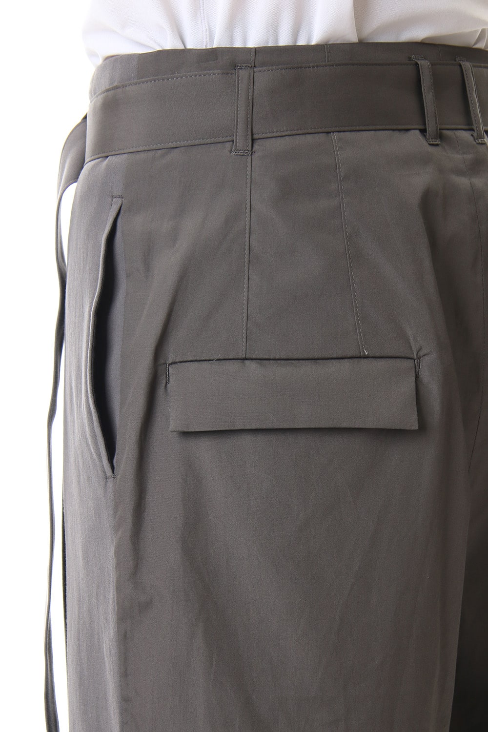 Hard twist Double weave Three-quarter length pants Gray
