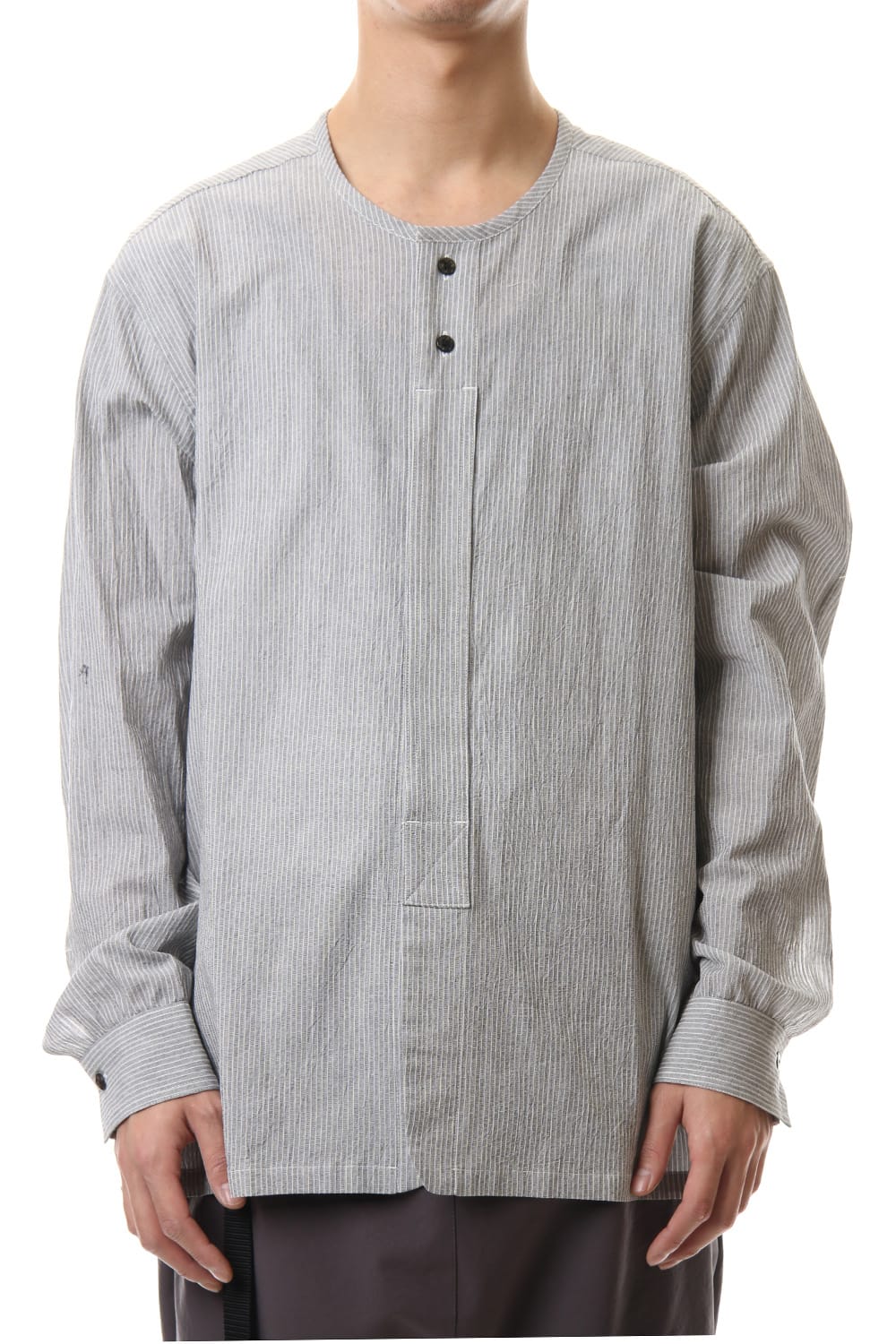 Salt shrinkage Long sleeve Collarless shirt