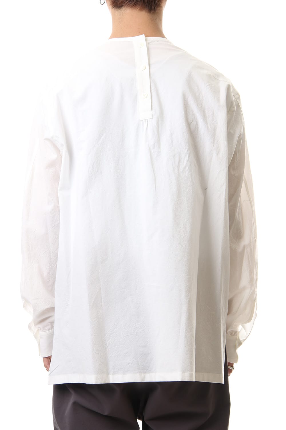 Salt shrinkage Long sleeve Collarless shirt