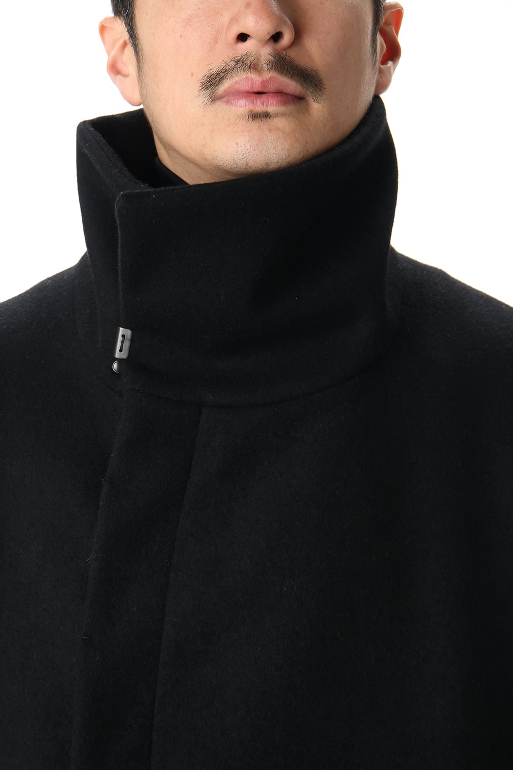 メルトン ハイネック コート