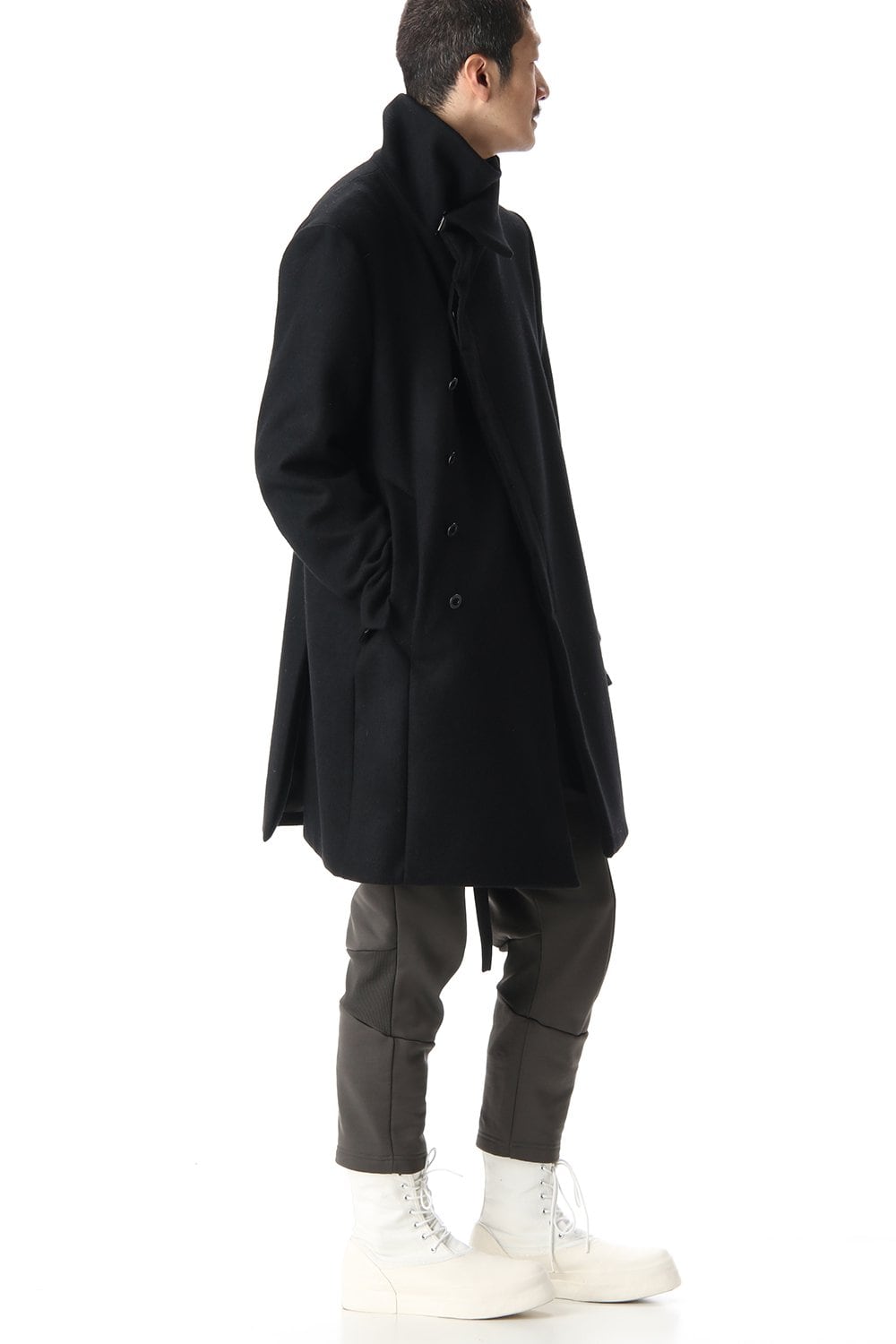 メルトン ハイネック コート