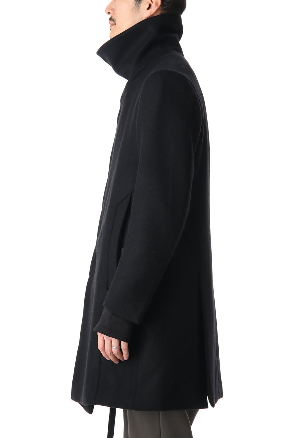 メルトン ハイネック コート