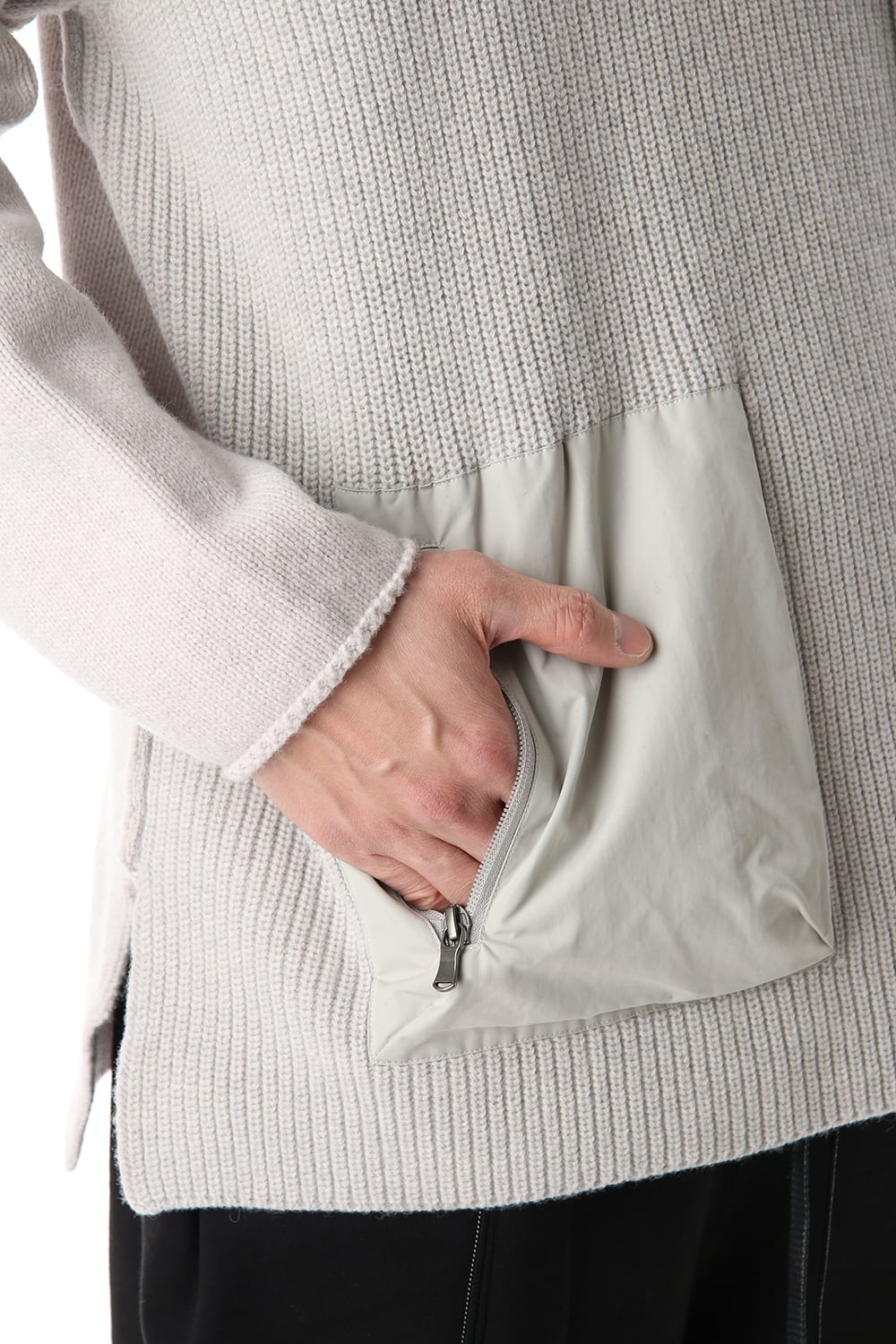 Pocket Turtle neck knit L.Gray