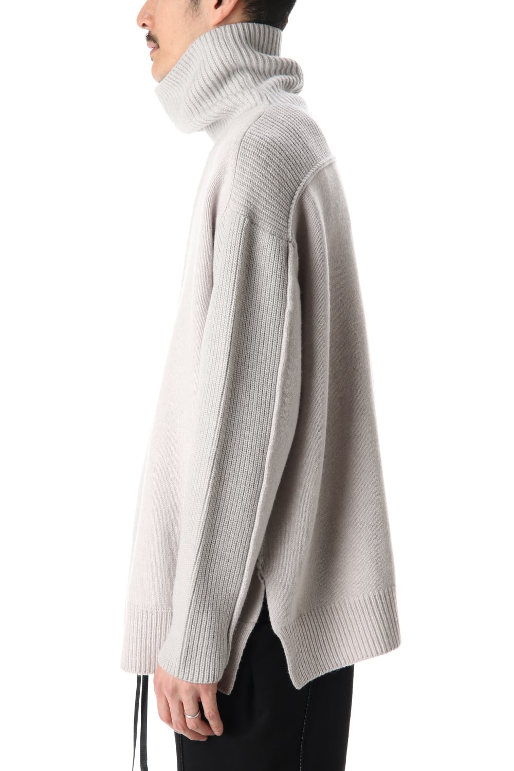 Pocket Turtle neck knit L.Gray