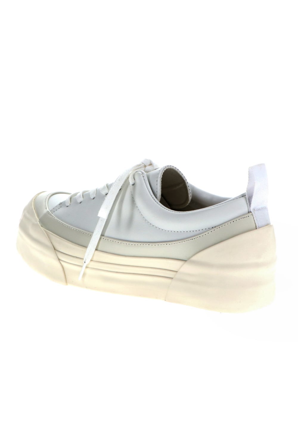 Low Cut Sneakers White / White