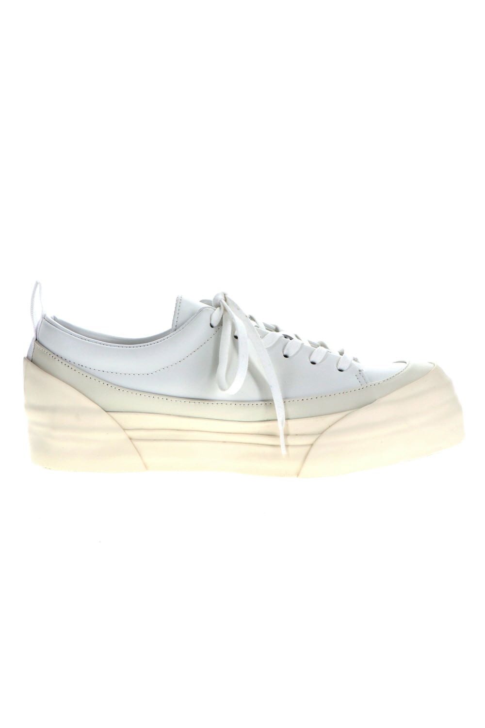 Low Cut Sneakers White / White