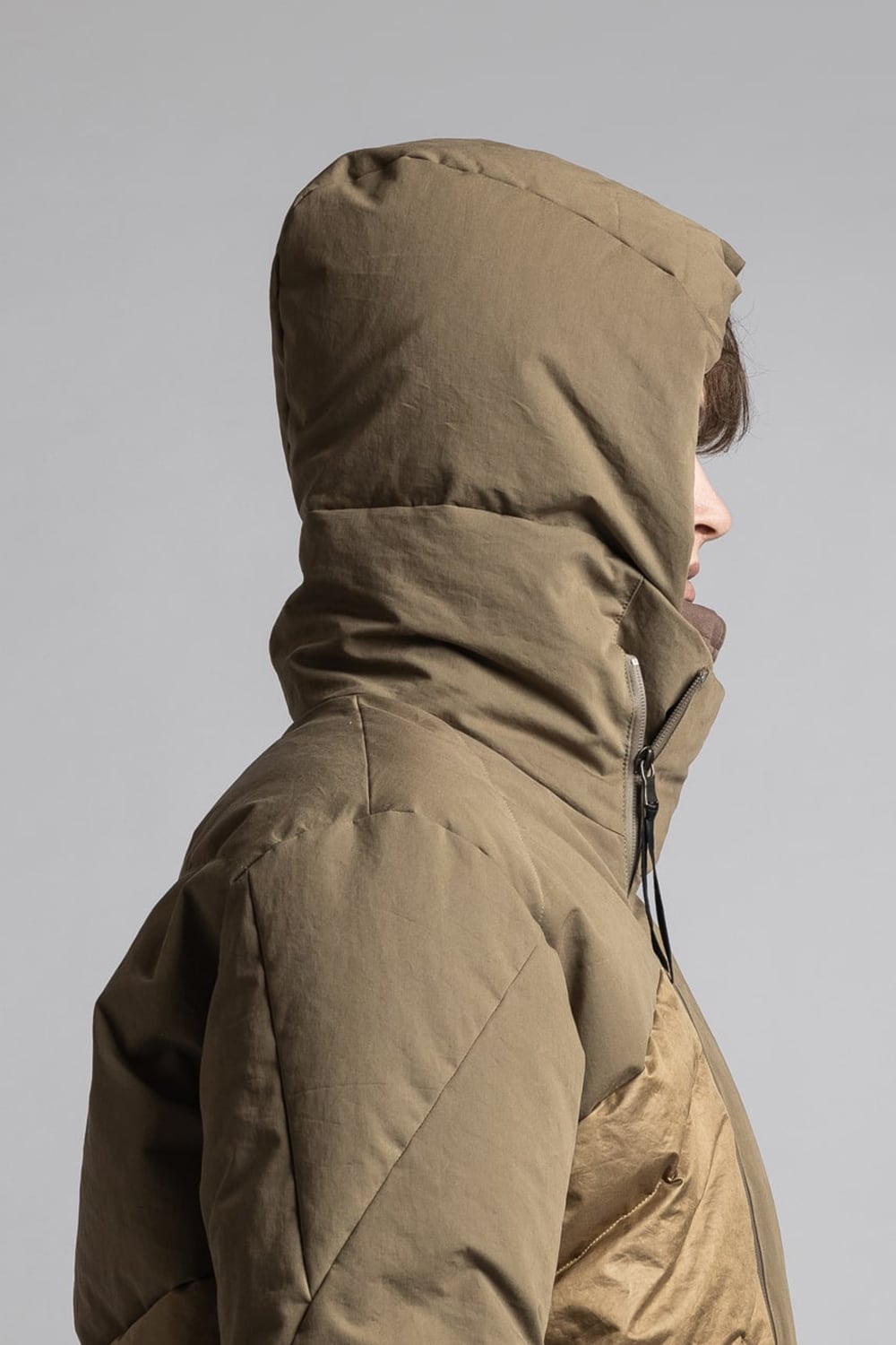 ダウンジャケット Khaki