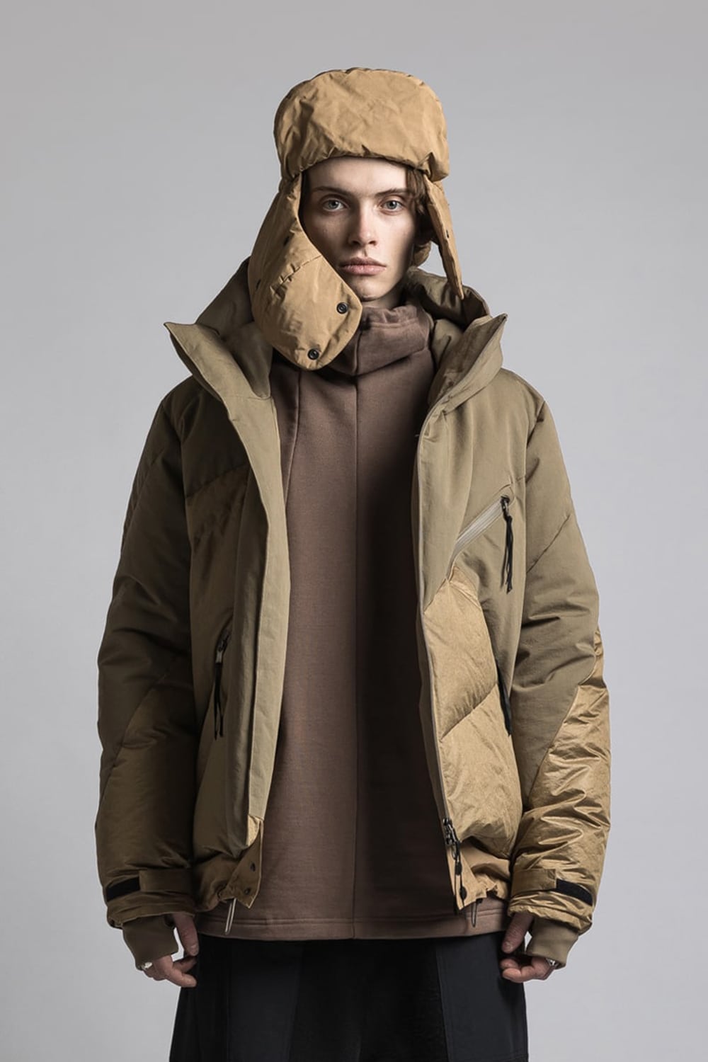 ダウンジャケット Khaki