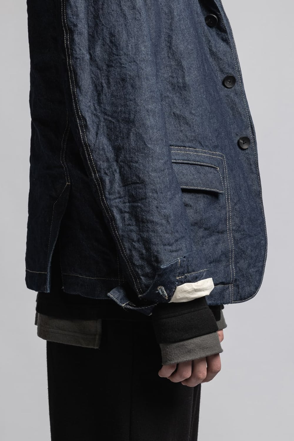 Strong twist Denim jacket