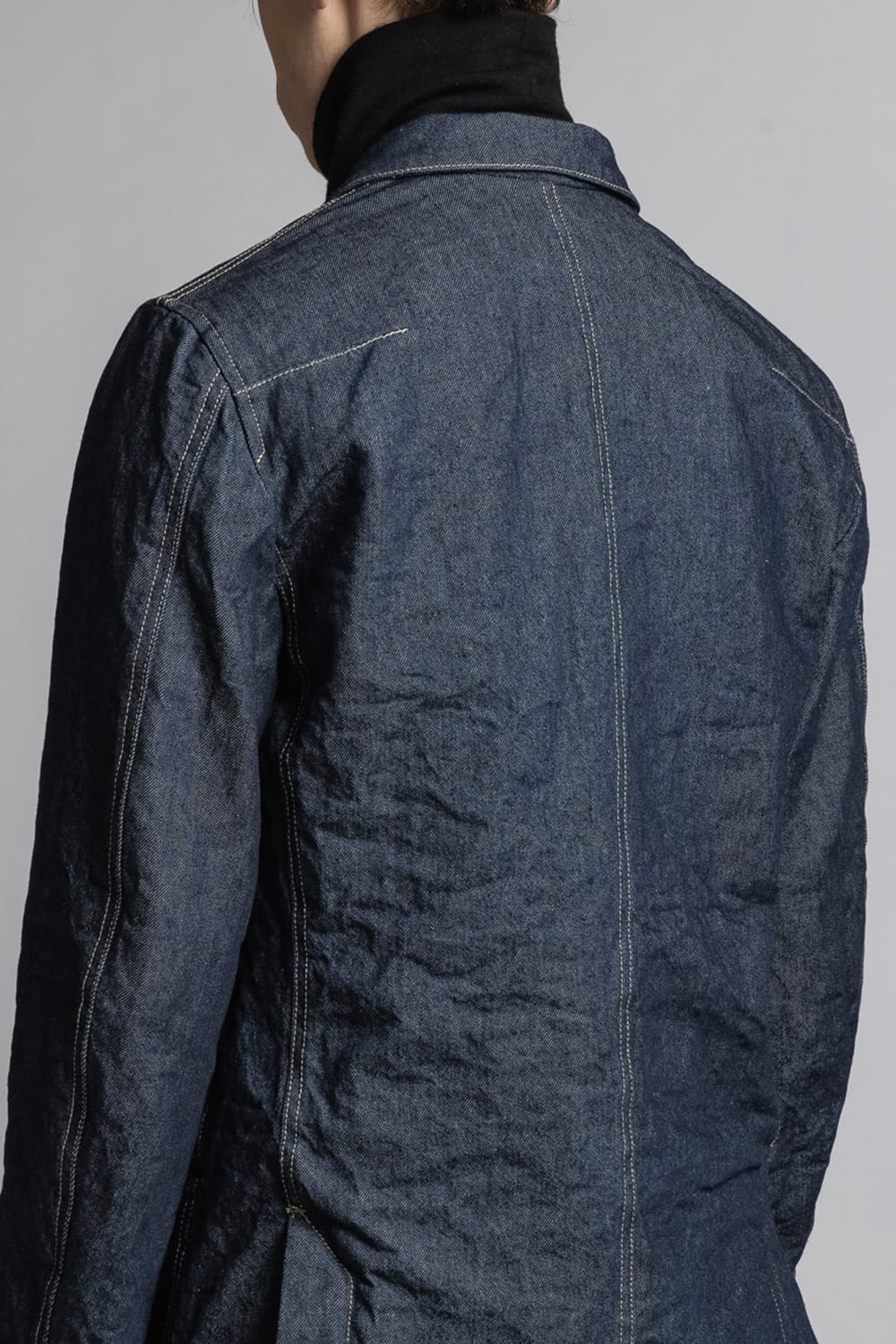 Strong twist Denim jacket