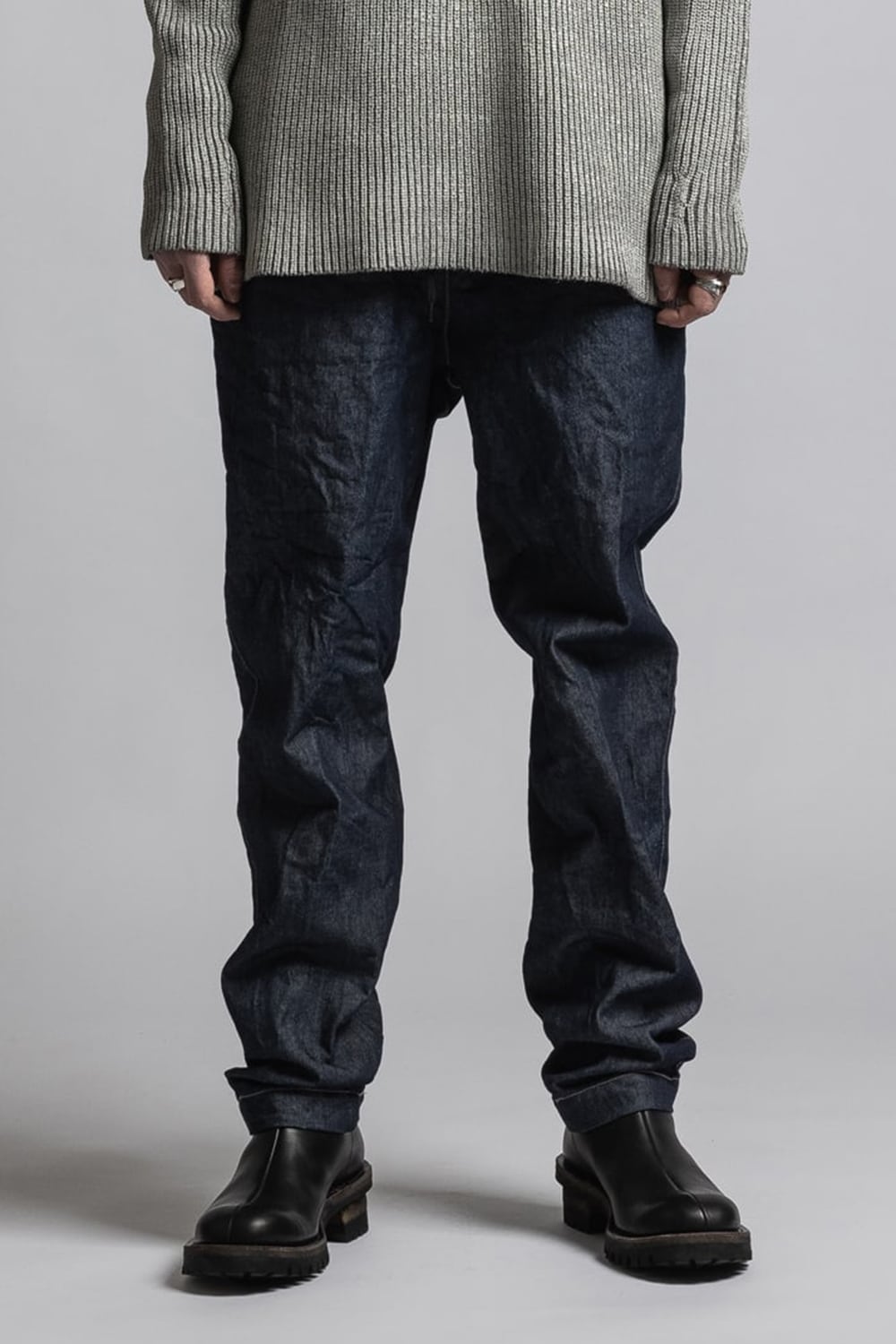 Strong twist Denim Tapered pants