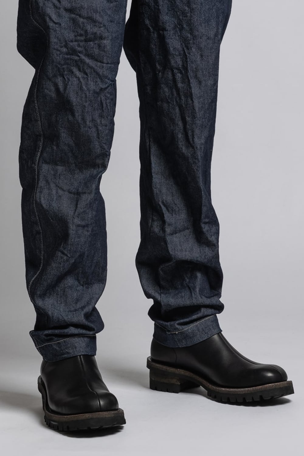 Strong twist Denim Tapered pants