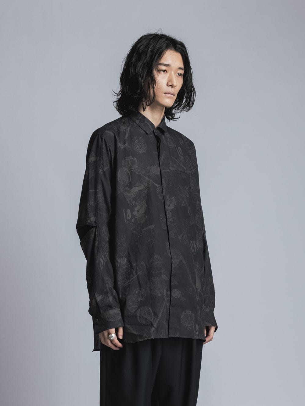 SUZUKO MOMOYAMA Insects Print Shirt Black