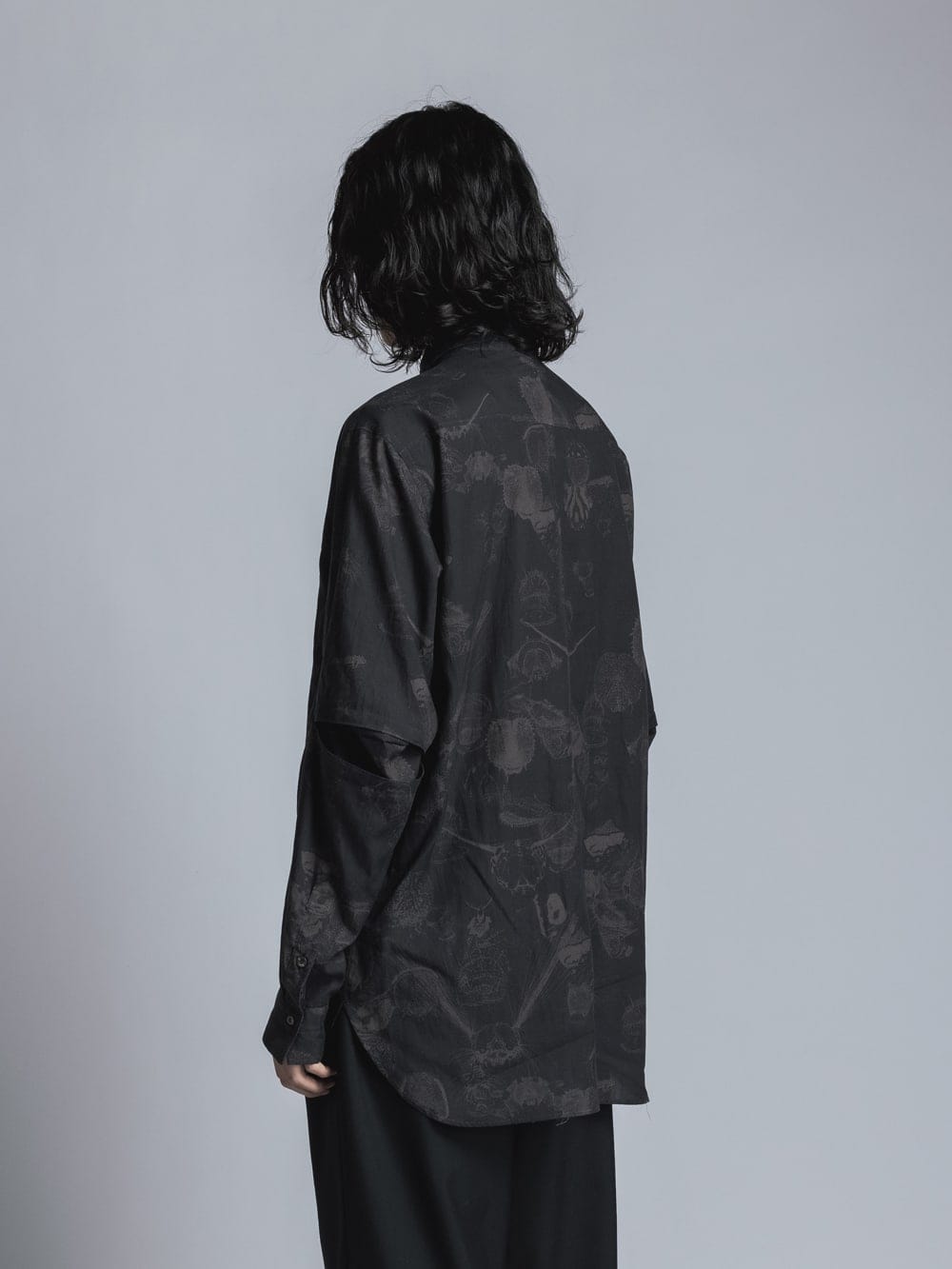 SUZUKO MOMOYAMA Insects Print Shirt Black