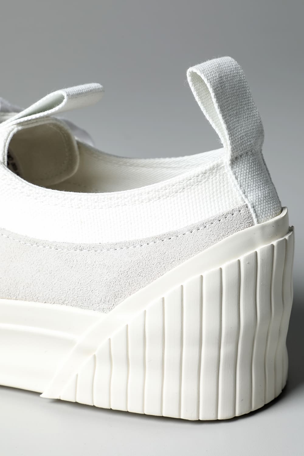 ローカットスニーカー  White