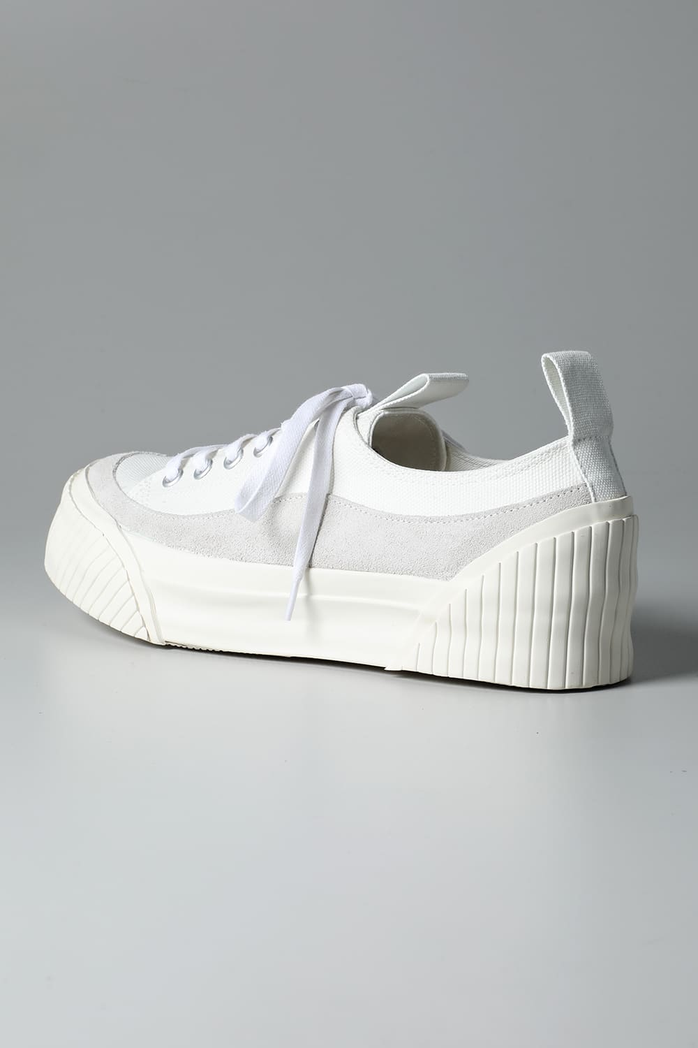 ローカットスニーカー  White