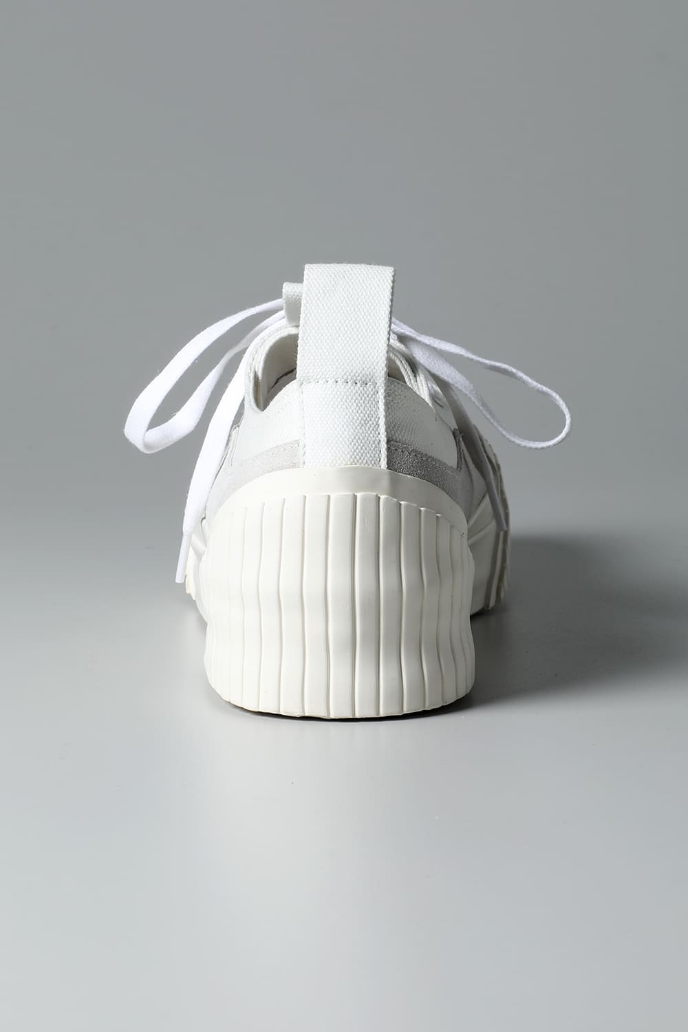 ローカットスニーカー  White