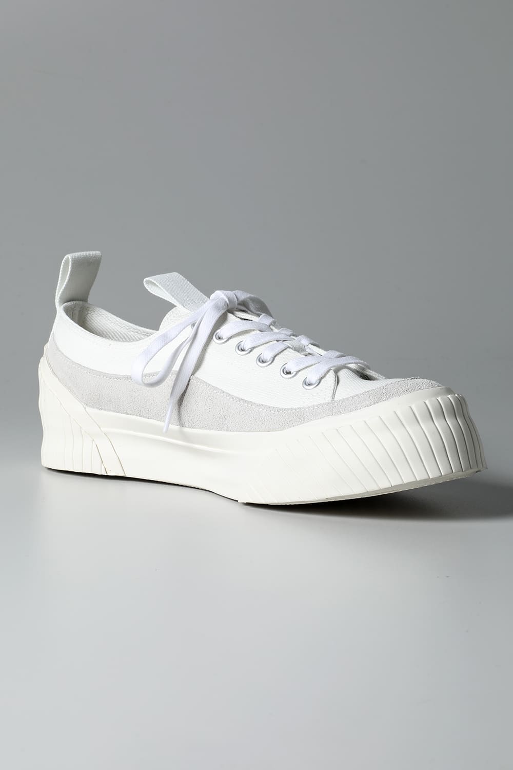 ローカットスニーカー  White