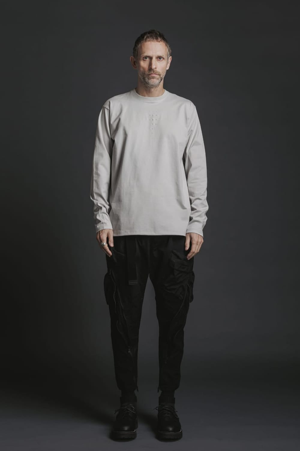 刺繍天竺長袖Tシャツ Lグレー