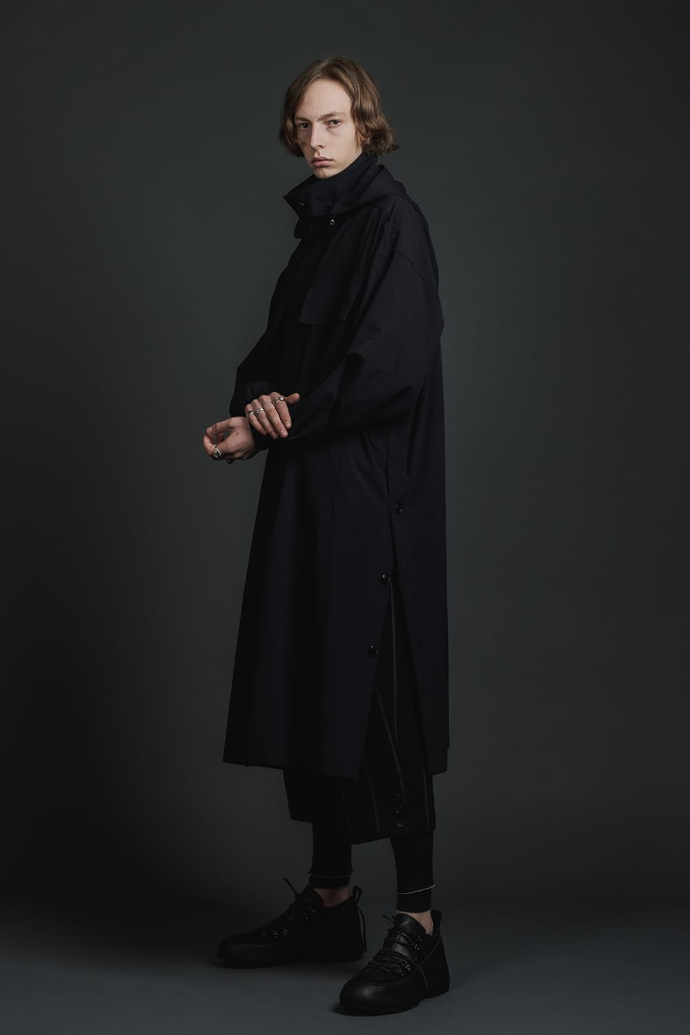 Water-Repellent Stretch Hooded Coat  Black