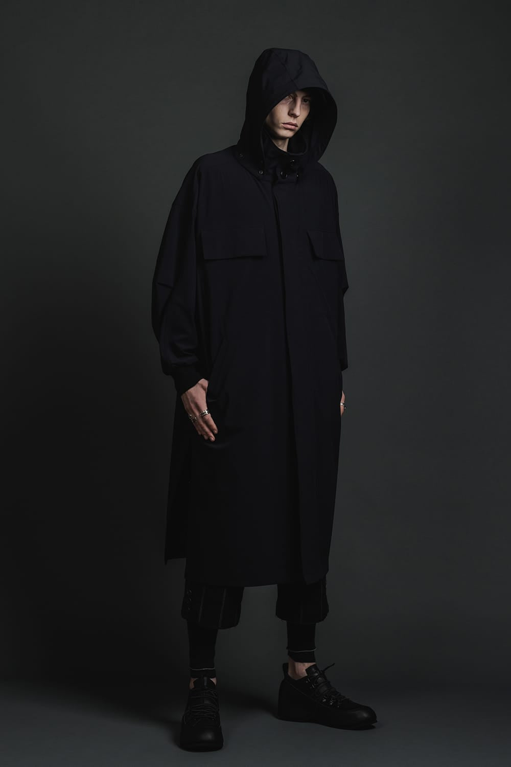 Water-Repellent Stretch Hooded Coat  Black