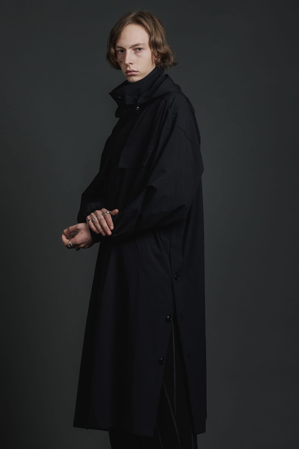 Water-Repellent Stretch Hooded Coat  Black