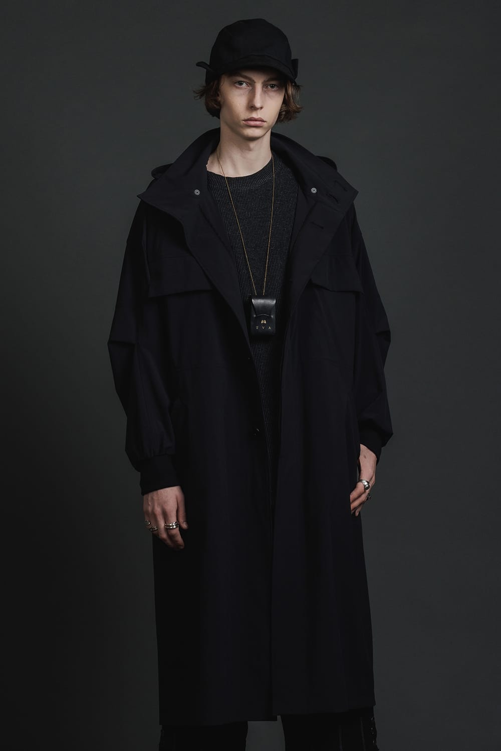 Water-Repellent Stretch Hooded Coat  Black