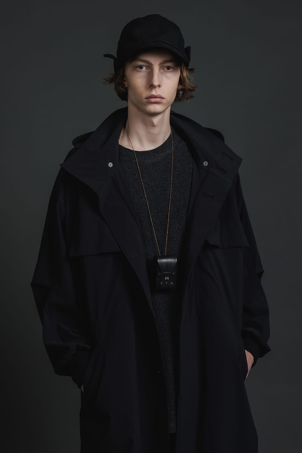 Water-Repellent Stretch Hooded Coat  Black