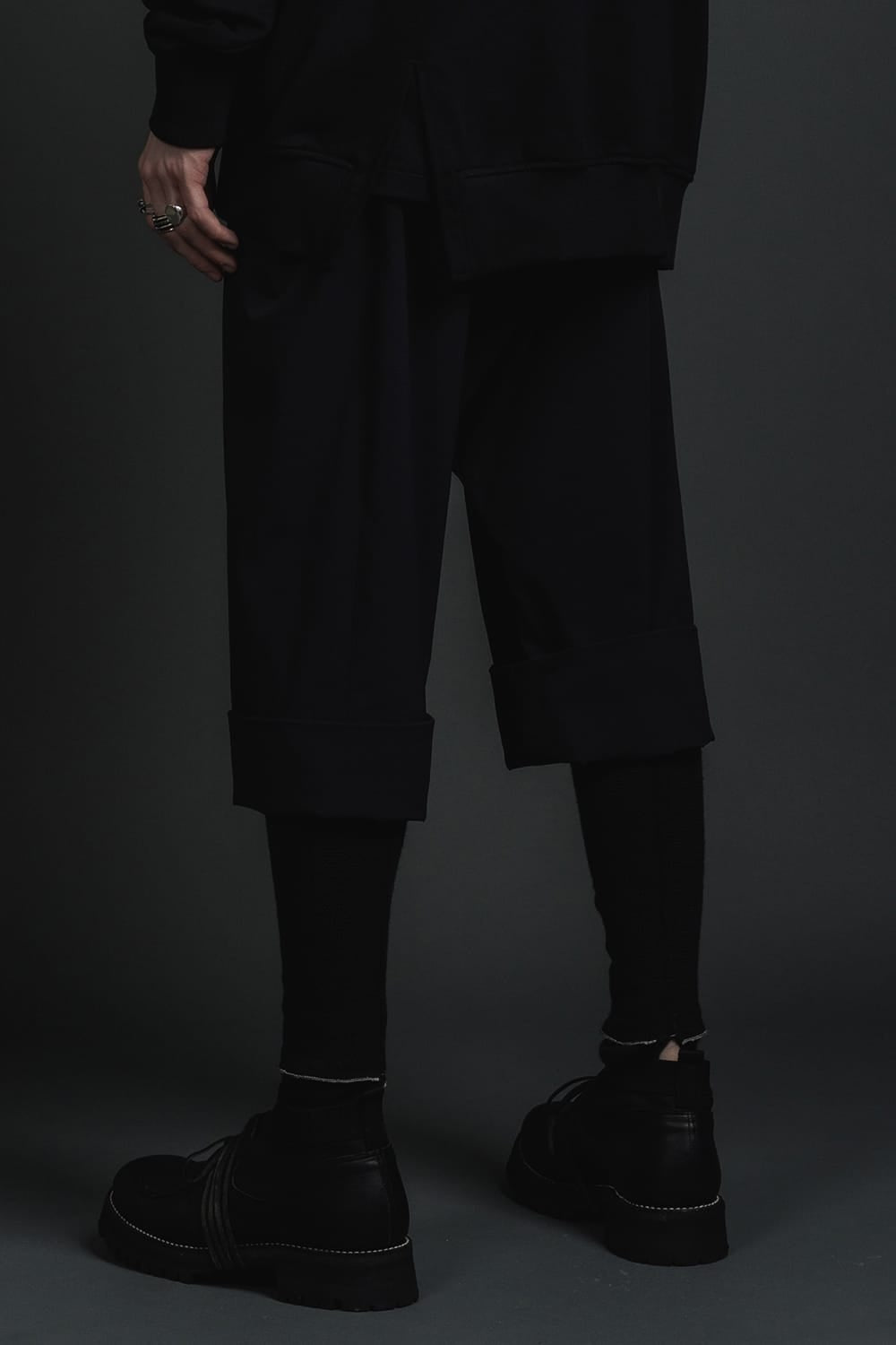 Water-Repellent Stretch Knee-Length Pants Black