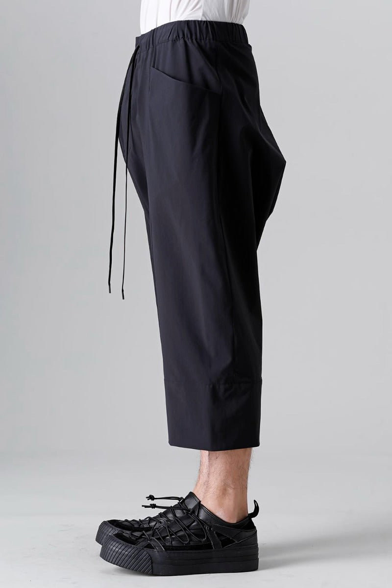 Water-Repellent Stretch Knee-Length Pants Black