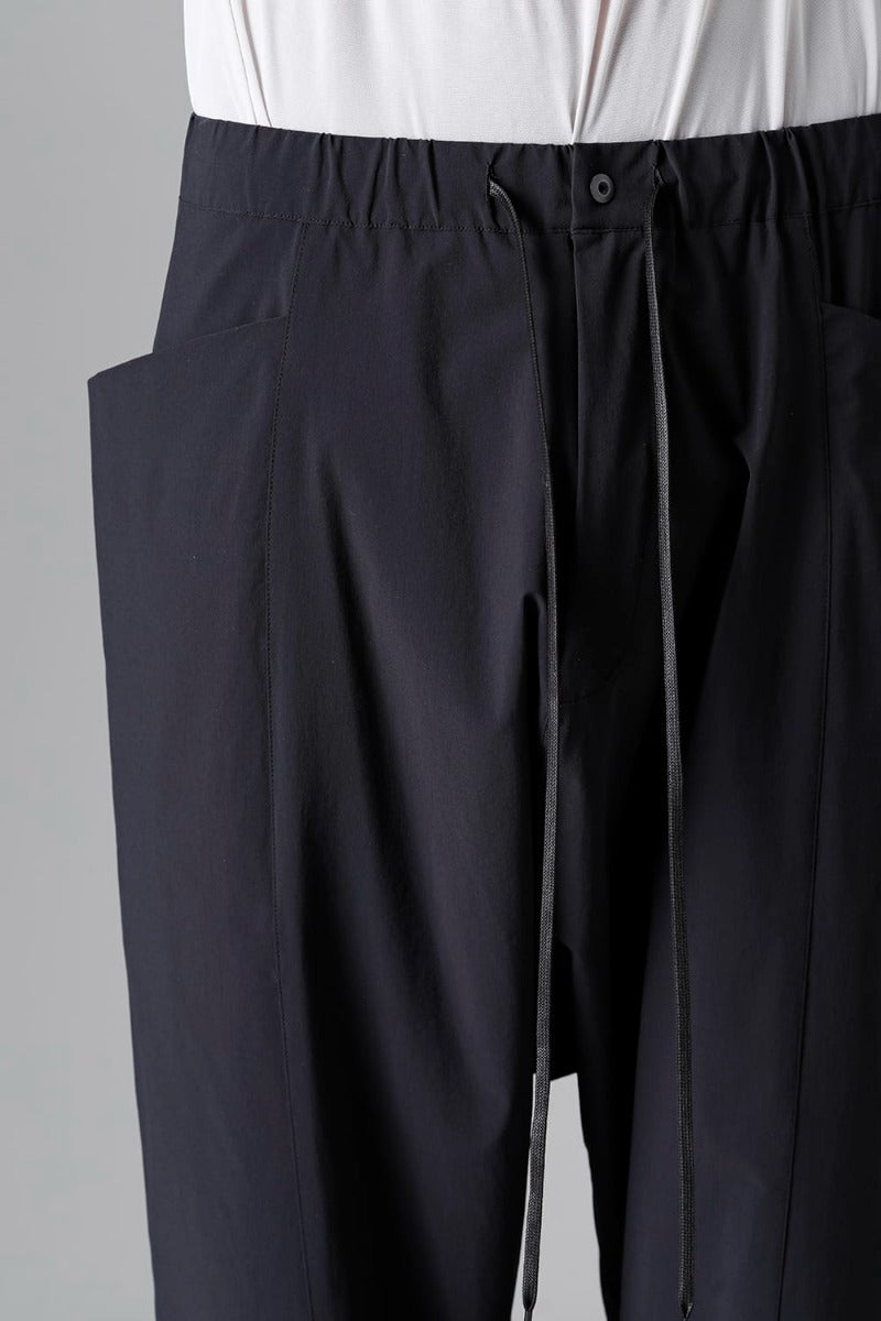 Water-Repellent Stretch Knee-Length Pants Black