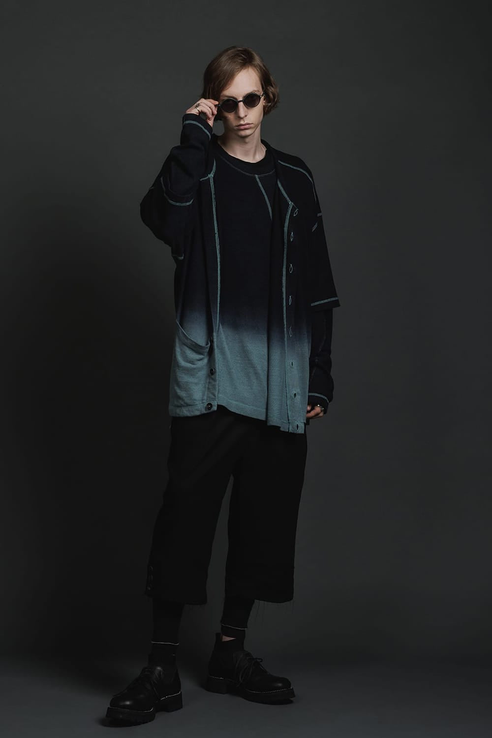 フラグメント クロップド トラウザー ブラック