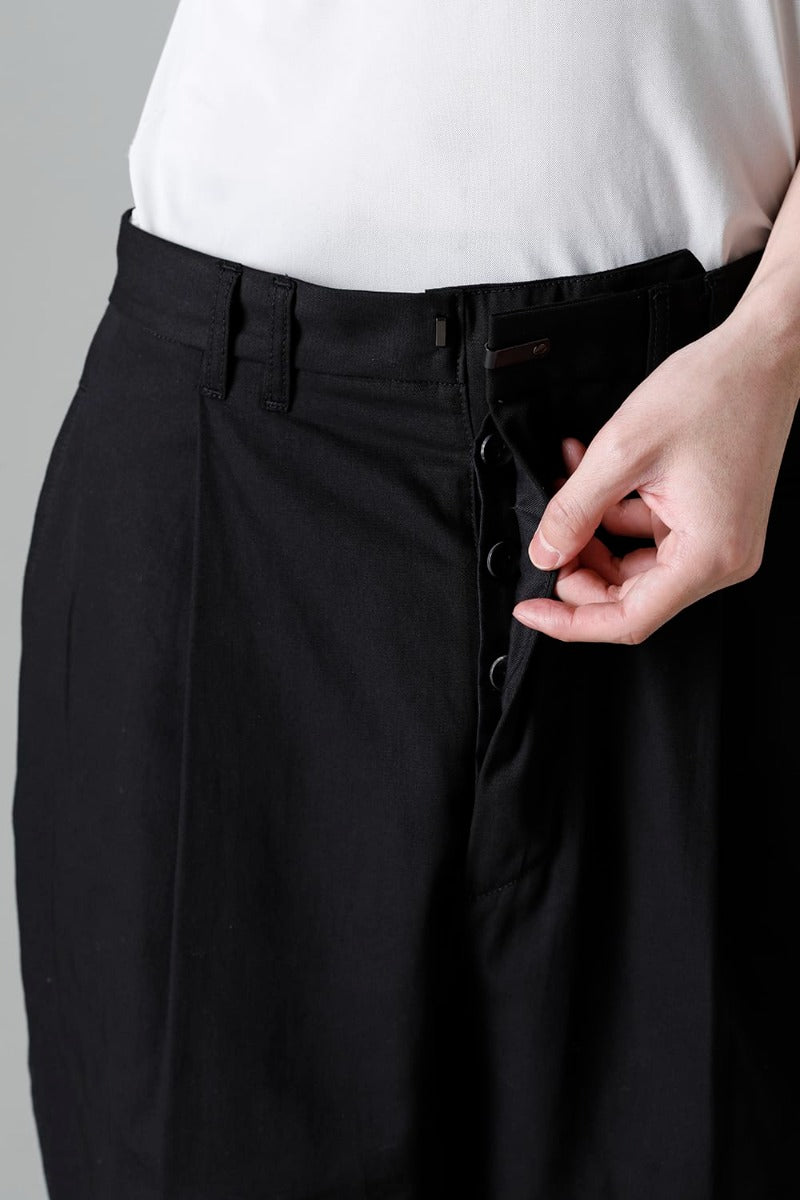 フラグメント クロップド トラウザー ブラック