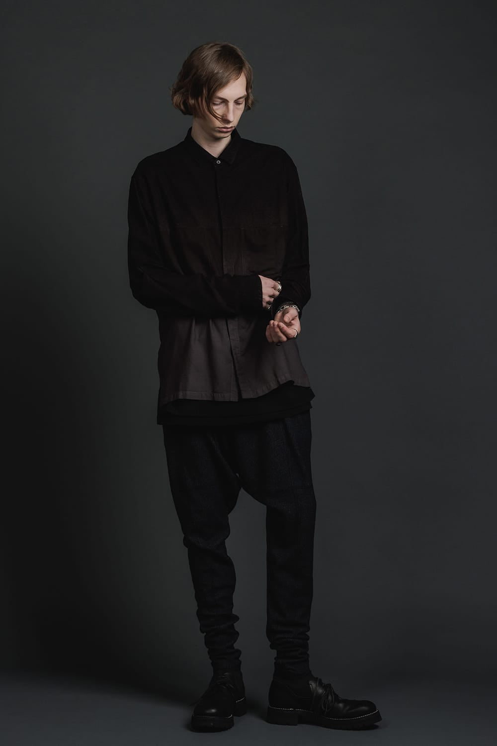 Embroidered Cloth Gradation Dye Shirt