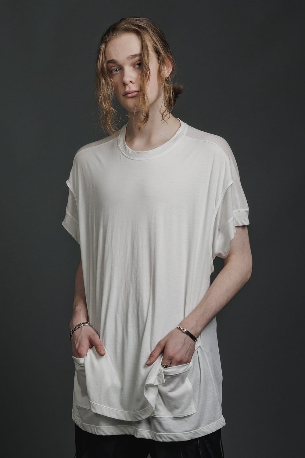 ダブルレイヤード半袖Tシャツ  オフホワイト