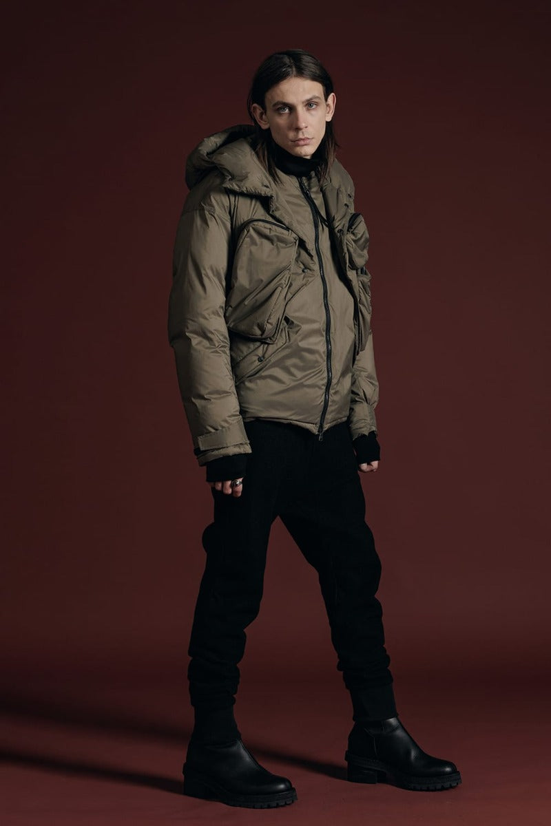 ダウンジャケット カーキ