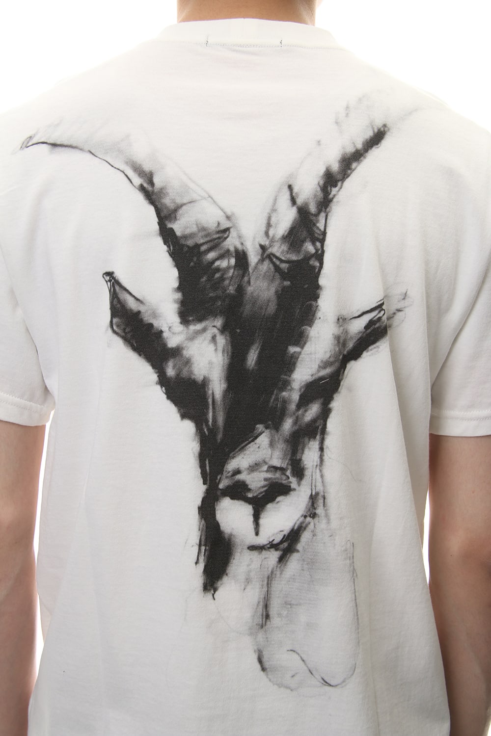 Patricia March Back print T-shirt ver.3