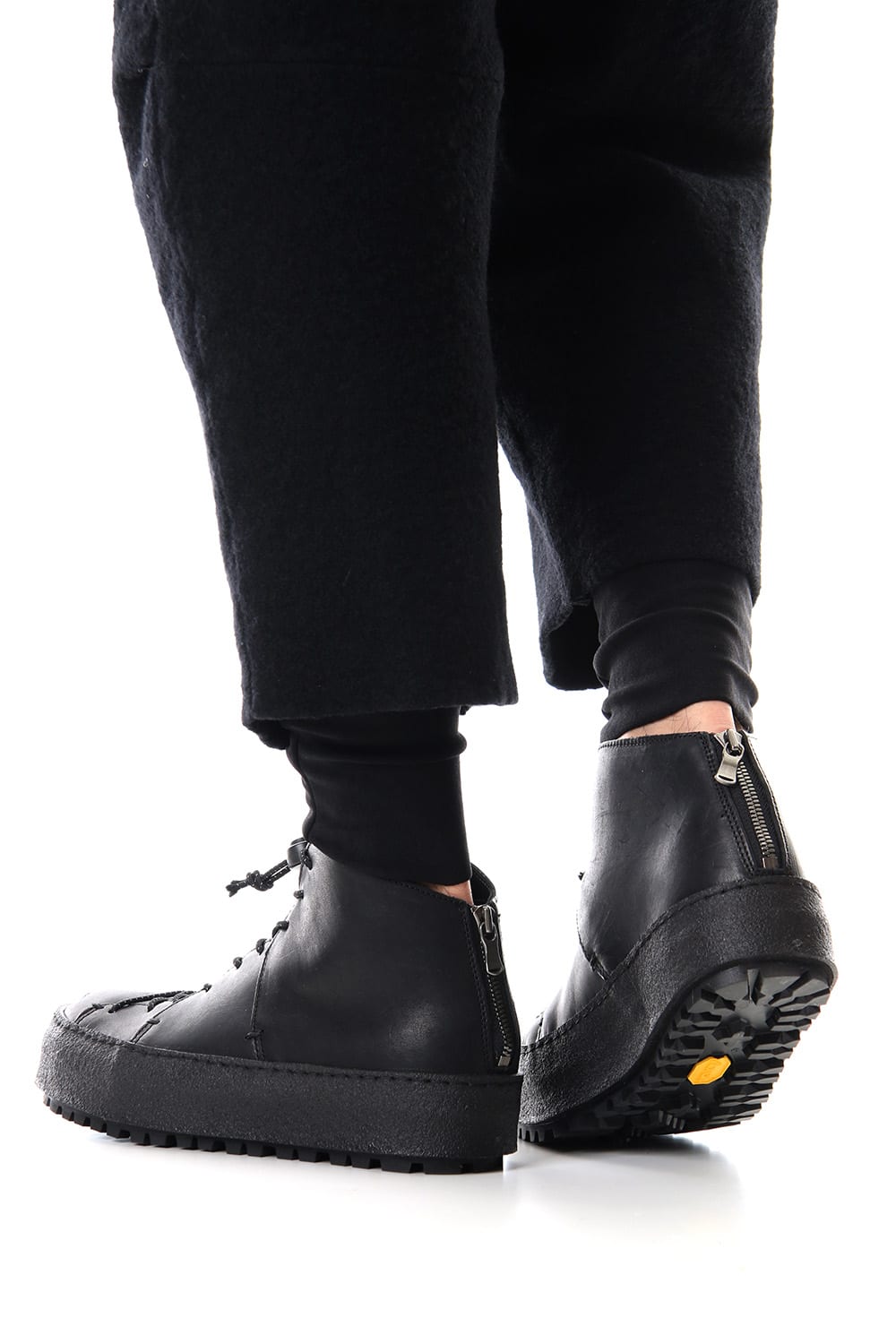 RHYTHM FOOT WEAR collaboration Mid cut Sneakers